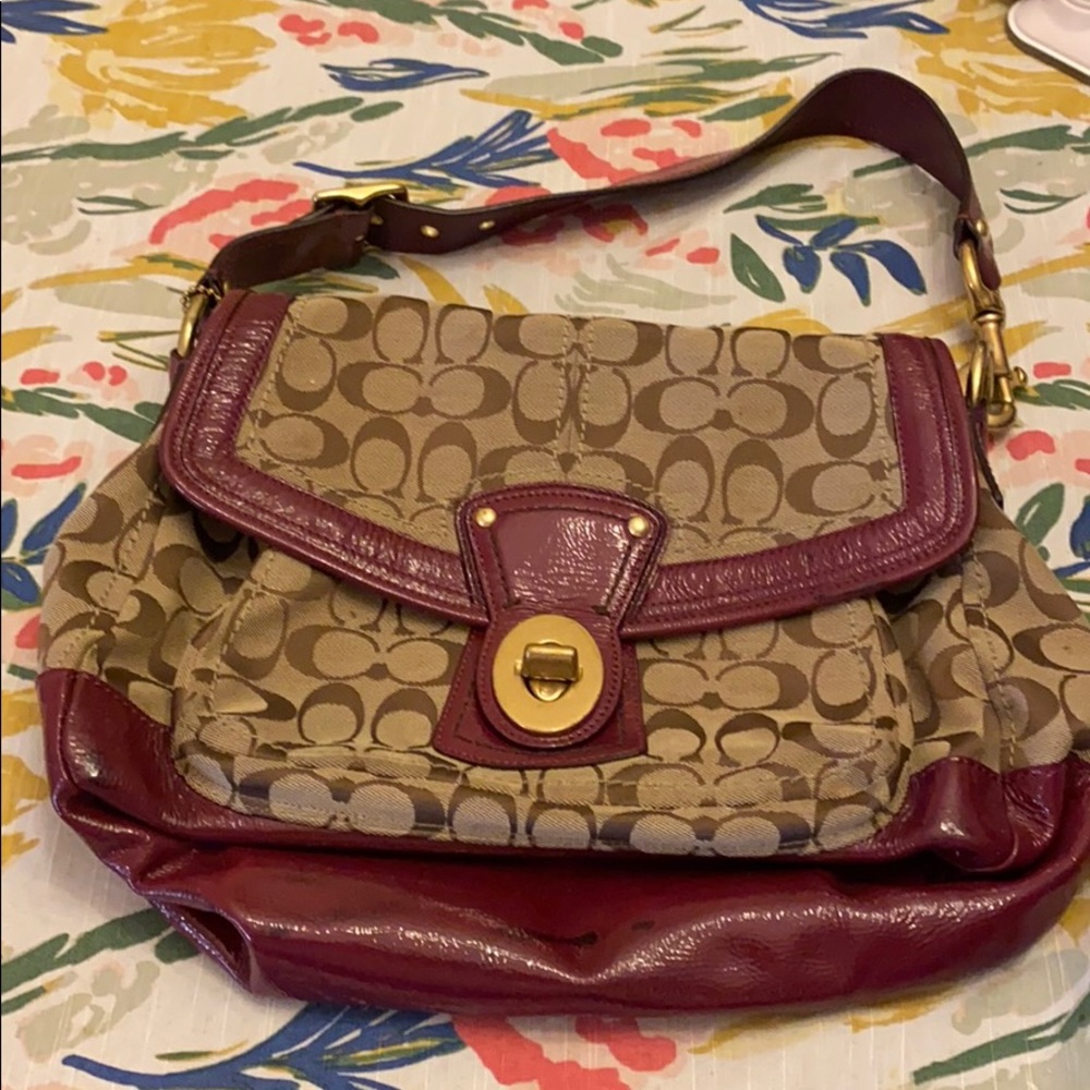 Coach Signature Monogram Purse Fabric & Patent